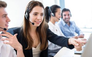 Đừng quên lắng nghe đồng nghiệp khi họ làm việc