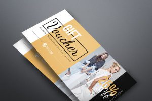 Tặng voucher cho khách
