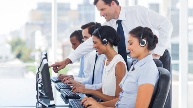 Làm thế nào để có thể xây dựng bộ phận chăm sóc khách hàng thành công?